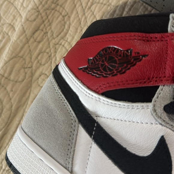 Air Jordan Nike 1 Retro High OG Smoke Gray Sneakers - Picture 2 of 11